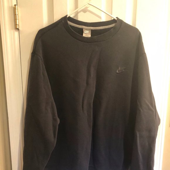 Nike Other - Gently used Nike Long sleeve 100% cotton pullover sweatshirt. 2XL